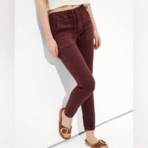 AE Maroon Jogger Pants